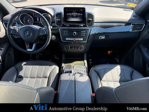 Used 2018 Mercedes-Benz GLE 350 4MATIC image 2