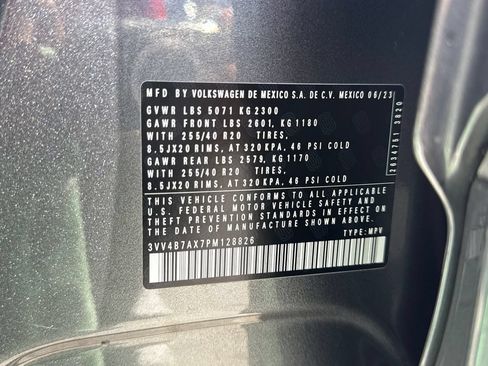 Certified 2023 Volkswagen Tiguan SEL R-Line AWD/4WD image 25