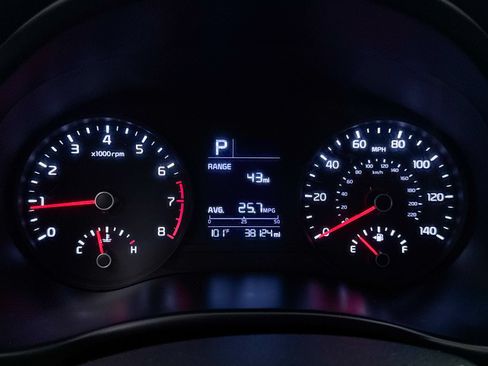 Used 2023 Kia Rio LX FWD image 30