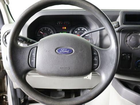 Used 2013 Ford E-150 and Econoline 150 image 24