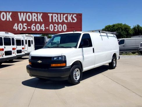 Used 2019 Chevrolet Express 2500 2500 Cargo Extended w/ Driver Convenience Package image 3