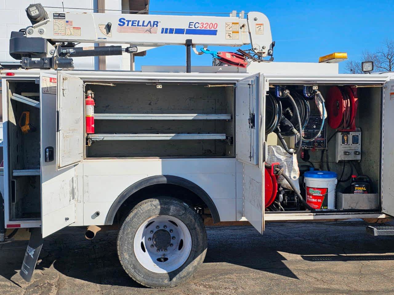 Used 2019 Ford F550 4x4 Regular Cab Super Duty image 9