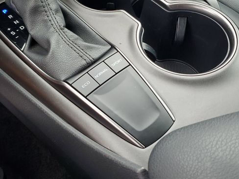Certified 2024 Toyota Camry SE FWD image 29