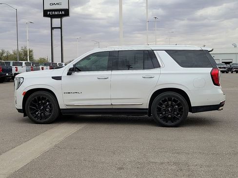 Used 2024 GMC Yukon Denali w/ Denali Reserve Package AWD/4WD image 6