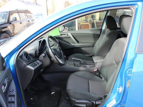 Used 2012 MAZDA MAZDA3 i Touring image 12
