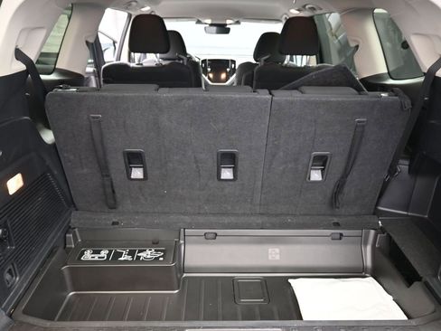 Certified 2024 Subaru Ascent Premium w/ Convenience Package image 19