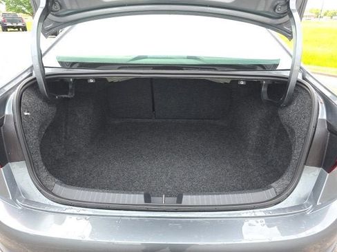 Used 2025 Volkswagen Jetta S FWD image 25
