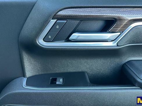 Used 2025 Chevrolet Silverado 1500 LT image 21