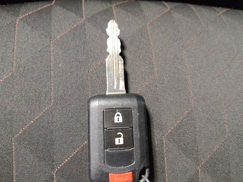 Used 2024 Mitsubishi Mirage ES FWD image 32
