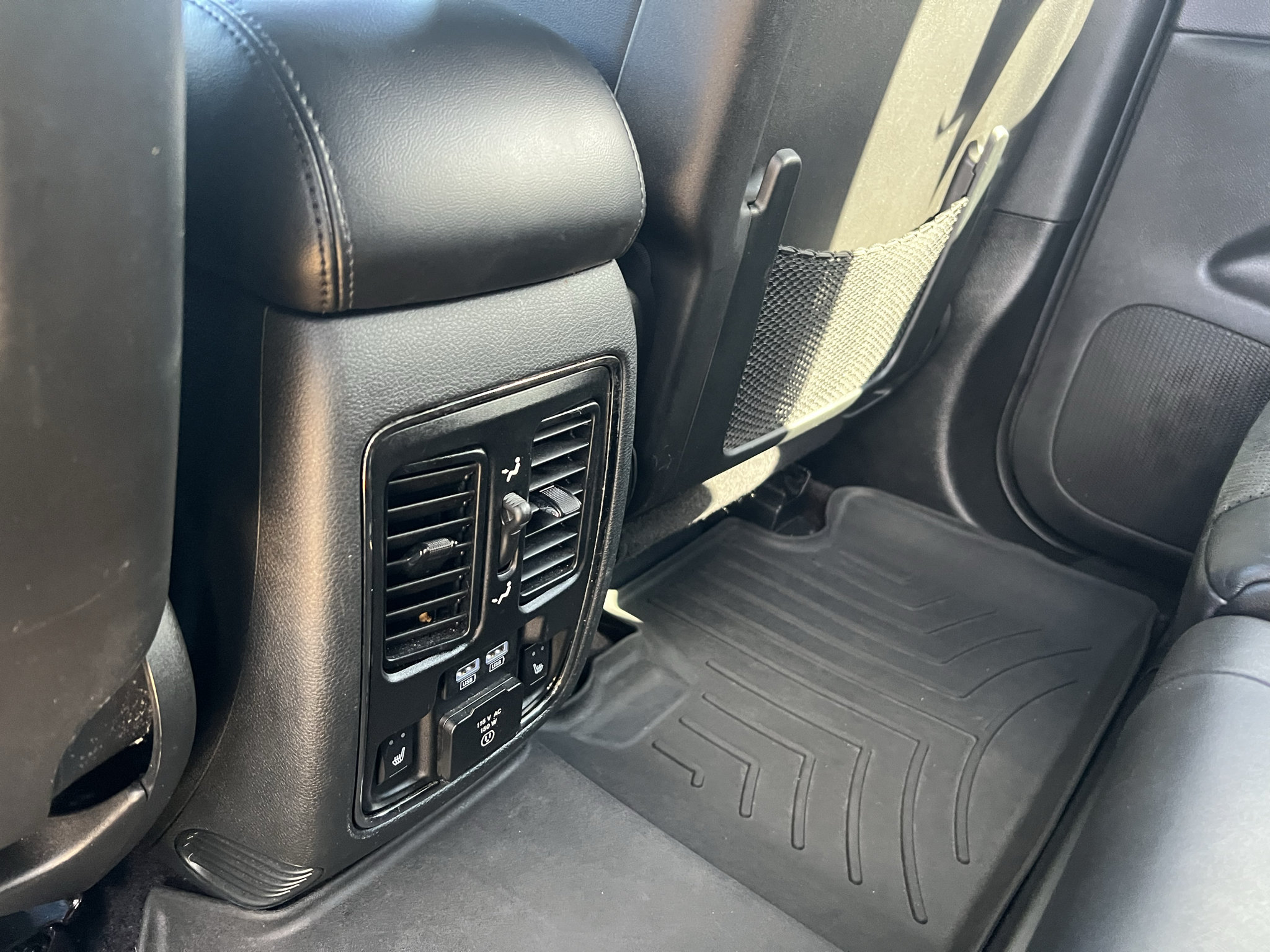 Used 2018 Dodge Durango GT w/ Blacktop Package RWD image 22