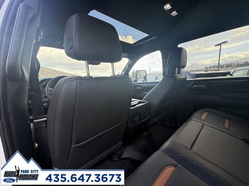 Used 2025 GMC Sierra 3500 AT4 w/ AT4 Premium Plus Package image 14