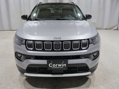 Used 2022 Jeep Compass Limited AWD/4WD image 8
