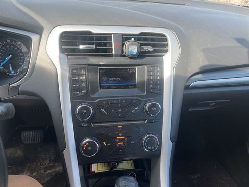 Used 2015 Ford Fusion S image 8