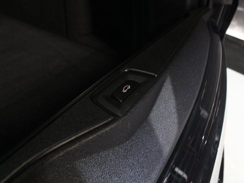 Used 2024 BMW X5 sDrive40i w/ Premium Package RWD image 87