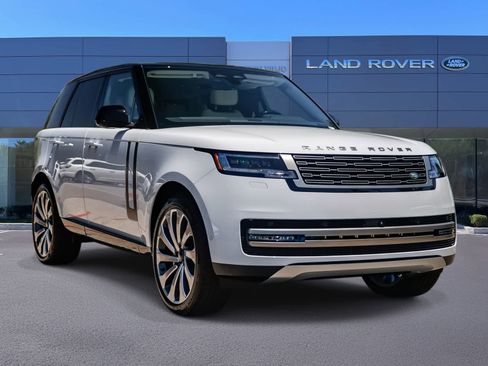 New 2026 Land Rover Range Rover SE AWD/4WD image 3