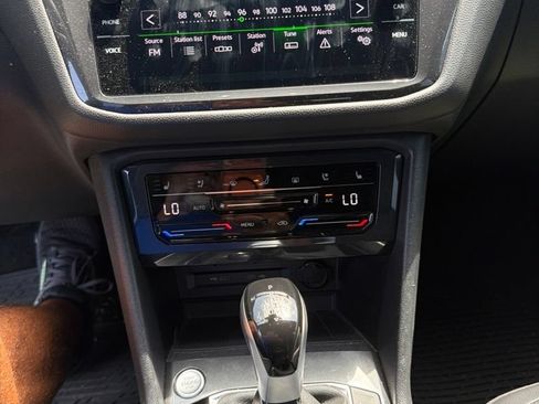 Used 2024 Volkswagen Tiguan SEL R-Line AWD/4WD image 11