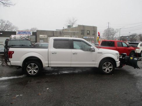 Used 2016 Ford F150 Platinum w/ Equipment Group 701A Luxury image 4