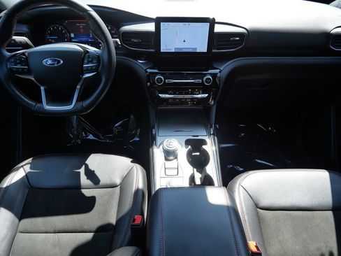 Certified 2023 Ford Explorer ST-Line w/ Class IV Trailer Tow Package AWD/4WD image 17