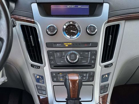 Used 2012 Cadillac CTS Luxury image 9