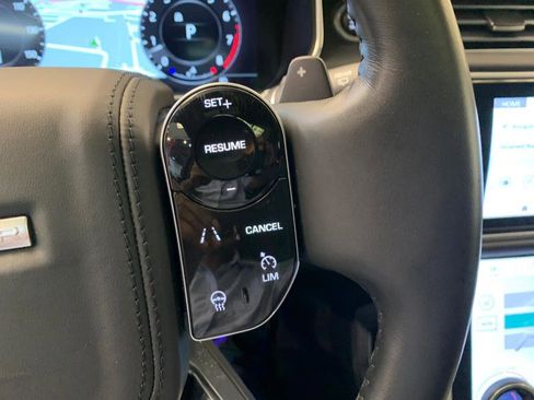 Used 2022 Land Rover Range Rover Westminster Edition image 22