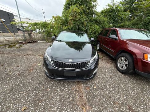 Used 2015 Kia Optima LX w/ LX Convenience Plus Package FWD image 2