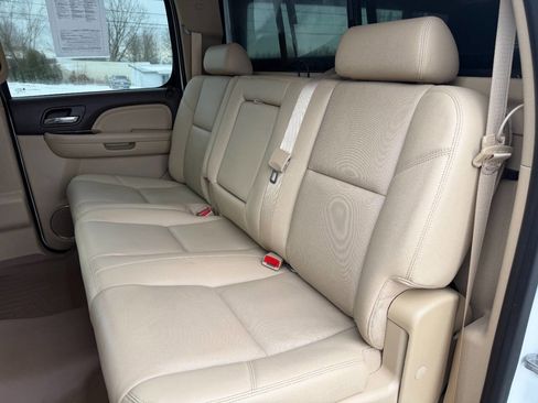 Used 2013 GMC Sierra 2500 Denali w/ Suspension Package, Off-Road image 20