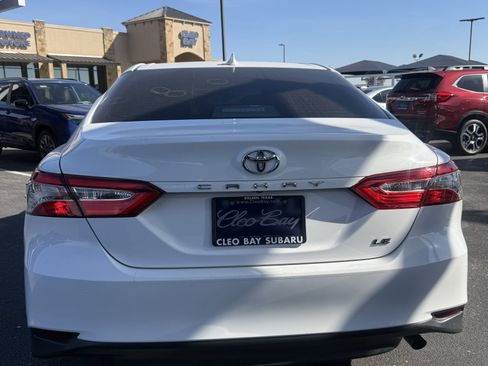 Used 2019 Toyota Camry LE image 6