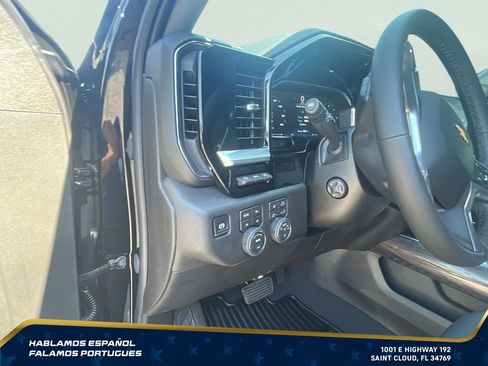 New 2026 Chevrolet Silverado 1500 LTZ w/ LTZ Premium Package AWD/4WD image 17