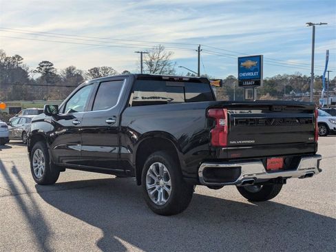 Used 2025 Chevrolet Silverado 1500 LTZ image 6