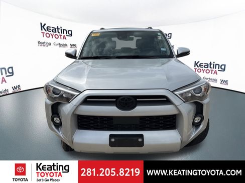 Used 2023 Toyota 4Runner SR5 Premium w/ Moonroof Package image 2