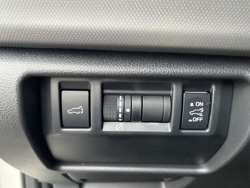 Used 2025 Subaru Forester Sport image 14