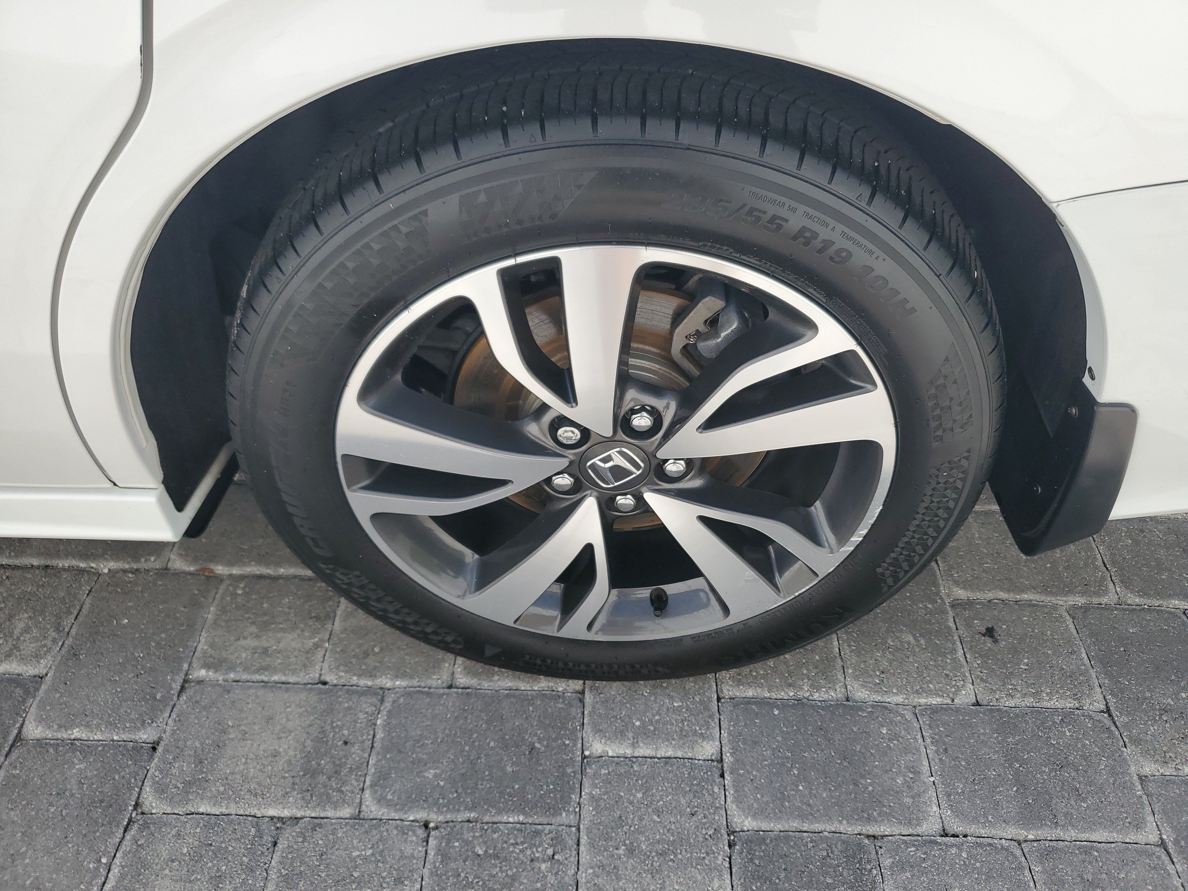 Used 2024 Honda Odyssey Touring image 6