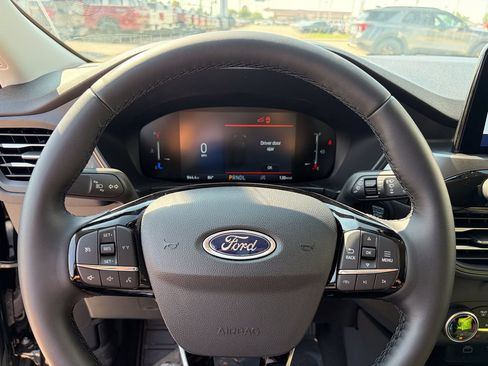 New 2026 Ford Escape Active w/ Cold Weather Package FWD image 24