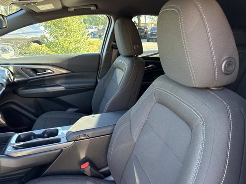 New 2026 Chevrolet Equinox EV LT image 20