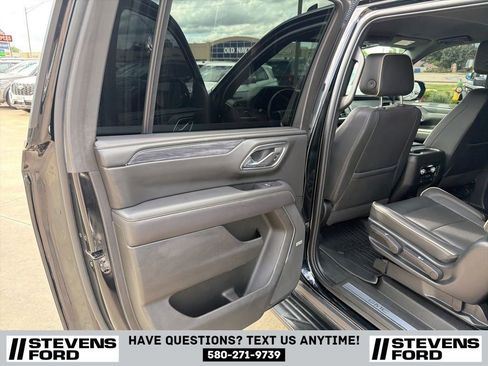 Used 2023 GMC Yukon XL SLT w/ SLT Luxury Package AWD/4WD image 34