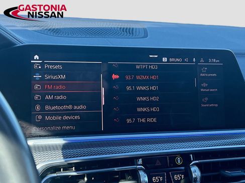 Used 2023 BMW X6 M50i w/ Executive Package image 19