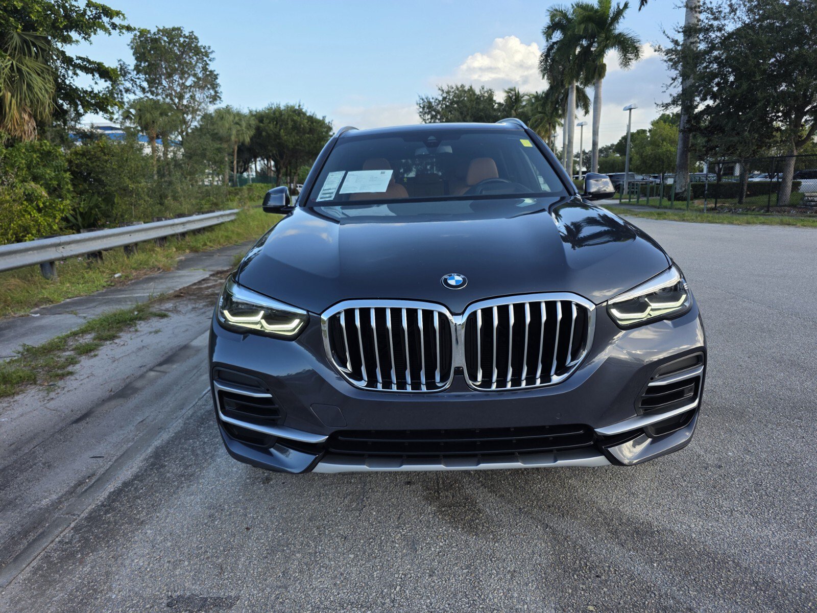 Used 2022 BMW X5 xDrive40i w/ Luxury Seating Package AWD/4WD image 8