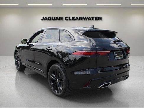 New 2026 Jaguar F-PACE R-Dynamic S image 3