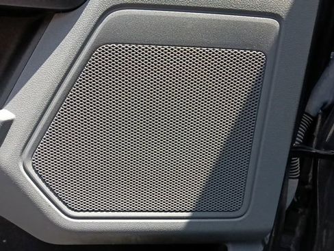 Used 2023 Ford F150 XLT AWD/4WD image 13