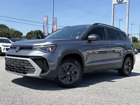Certified 2025 Volkswagen Taos S FWD image 1