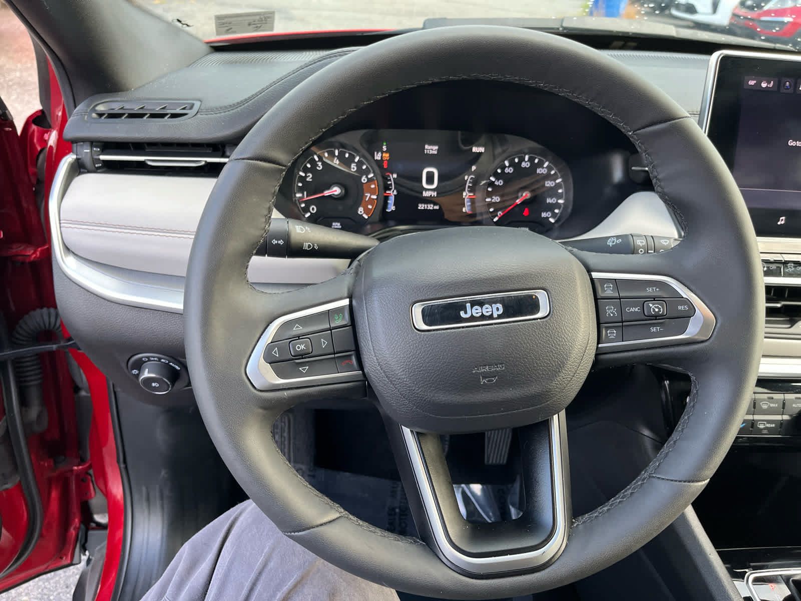 Used 2025 Jeep Compass Limited AWD/4WD image 13
