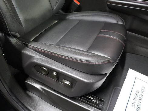 Used 2026 Chevrolet Suburban RST RWD image 58