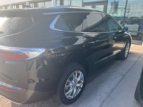 Used 2024 Buick Enclave Premium w/ Experience Buick Package AWD/4WD image 4