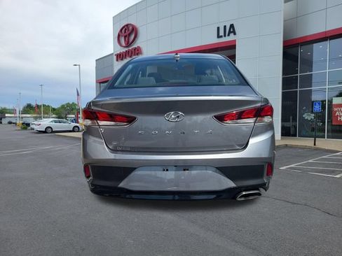 Used 2019 Hyundai Sonata SE w/ Cargo Package FWD image 4