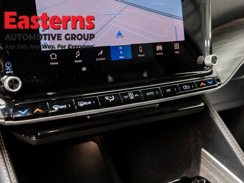 Used 2024 Jeep Wagoneer Series II image 30