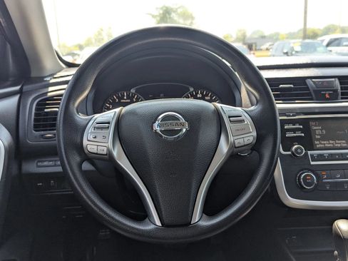 Used 2016 Nissan Altima 2.5 S w/ Power Driver Seat Package FWD image 15