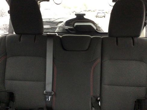 Used 2021 Jeep Wrangler Unlimited Rubicon image 35