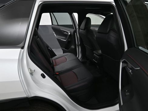 Used 2025 Toyota RAV4 XSE image 34