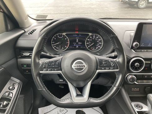 Used 2022 Nissan Sentra SV FWD image 17