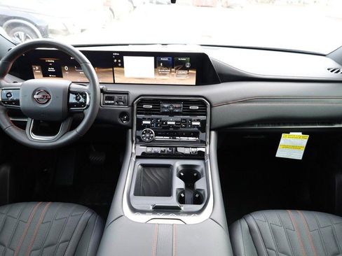 New 2025 Nissan Armada PRO-4X w/ Pro-4X Premium Package image 28